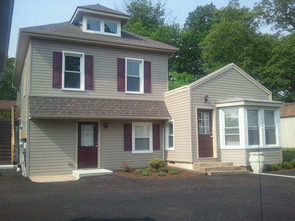 1711 Lincoln Hwy E APT 4