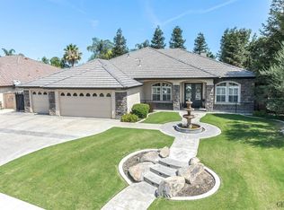 10506 Pine Rock Dr, Bakersfield, CA 93312