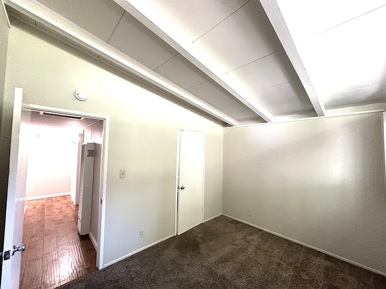 796 Lakehaven Dr — Photo 7