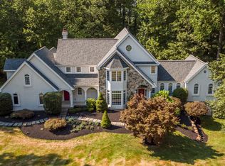 25 Rose Ln, Glen Mills, PA 19342