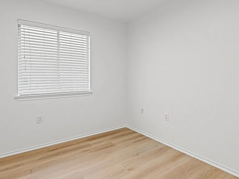1509 Coriander Dr — Photo 12
