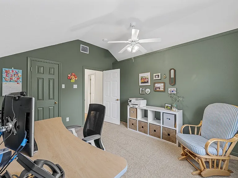 1694 McLennan Crossing Rd — Photo 34