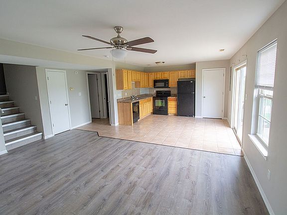 3rd image of 5307 Silver Mill Dr