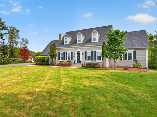195 Lexington Dr, Colchester, NS B6L 3T8