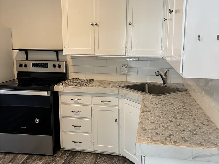2034 S 1700 E — Photo 15