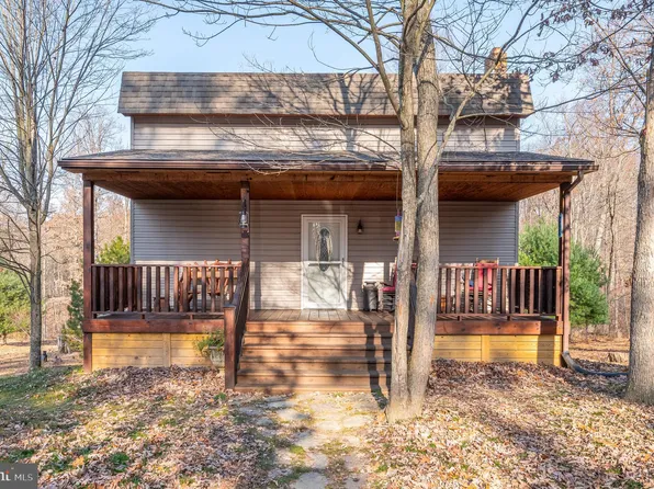 1211 Panther Ln, Hedgesville, WV 25427