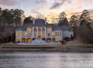 6905 Shinnecock Hill Ln, Charlotte, NC 28277