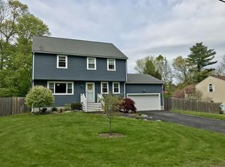 70 Laurel Ln, Raynham, MA 02767
