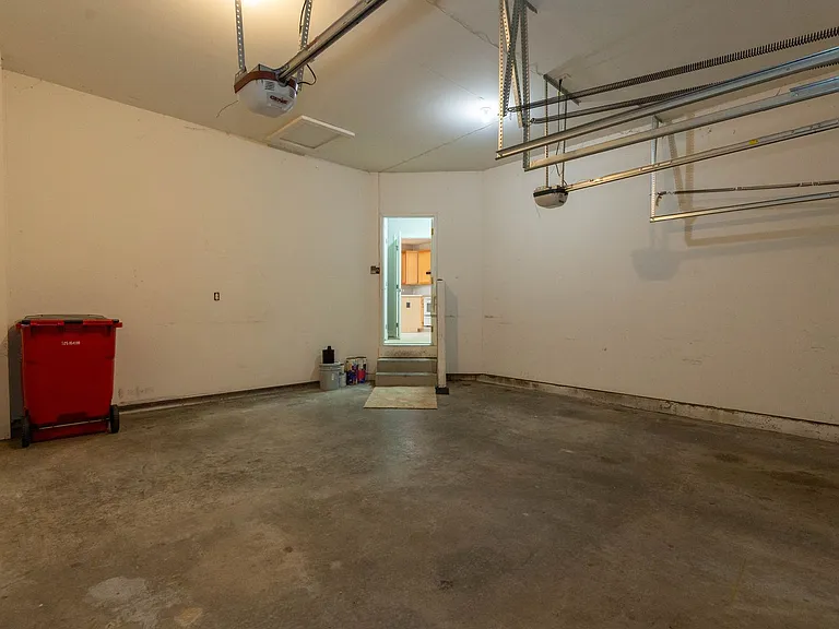 391 Sheerer Dr — Photo 42