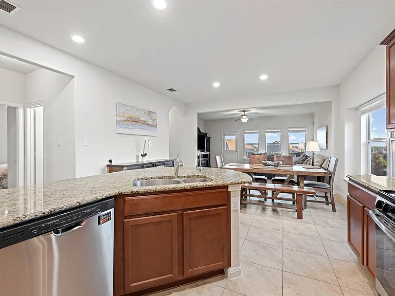 489 Shale Cir — Photo 11