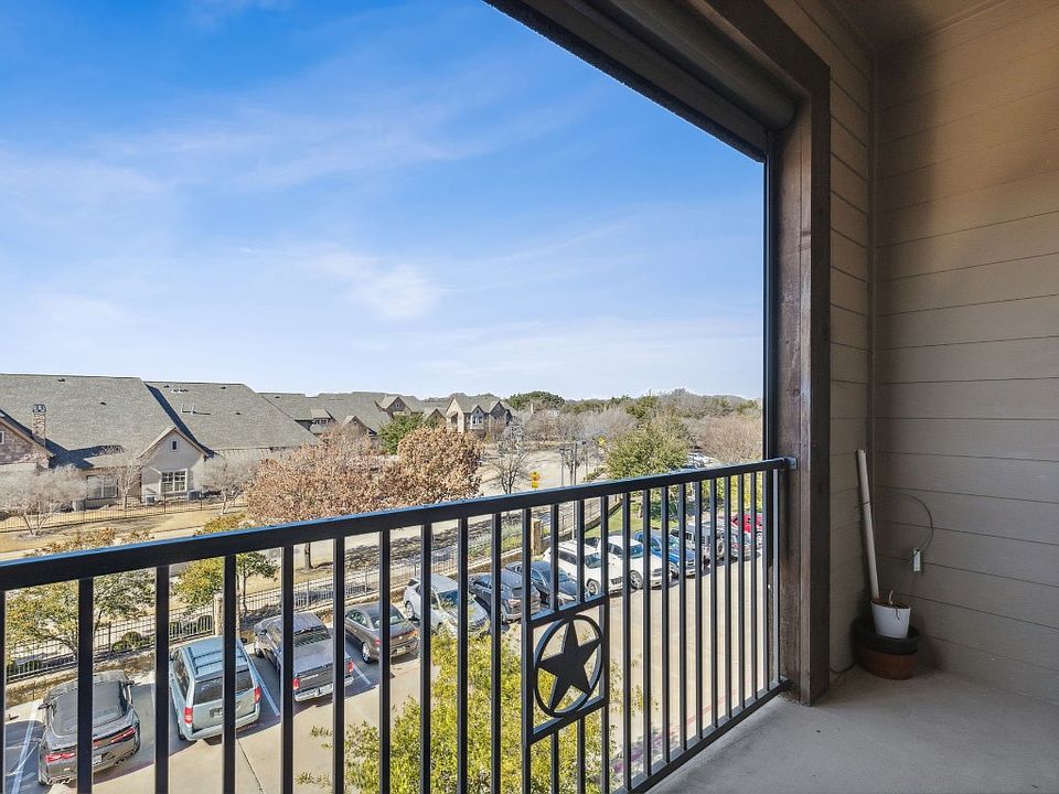 1st image of 301 Watermere Dr APT 314