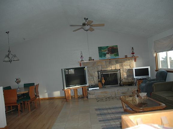 vaulted ceiling
