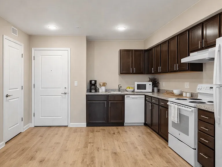 Hawkins Pointe — Photo 1