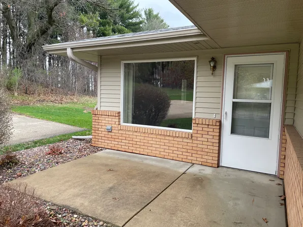 1703 Bernard Ct APT 6, Sparta, WI 54656