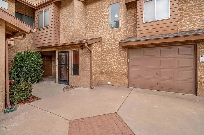 2 bed, 2.0 bath, $1,650 — Photo 2