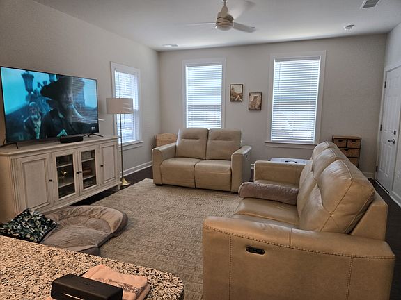 5th image of 44656 Provincetown Dr