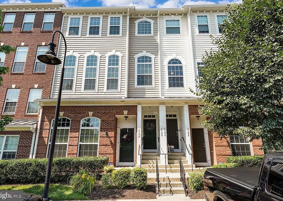 1st image of 6128 Aster Haven Cir #112