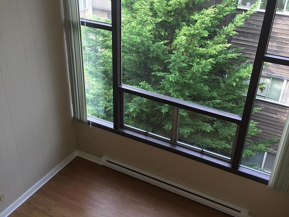 1st image of 315 Belmont Ave E #205