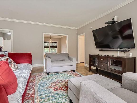 4th image of 3685 Cantrell Rd NE #A