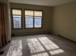 171 Gould Rd, Newfoundland, NJ 07435