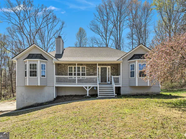 153 Legend Creek Ln, Douglasville, GA 30134