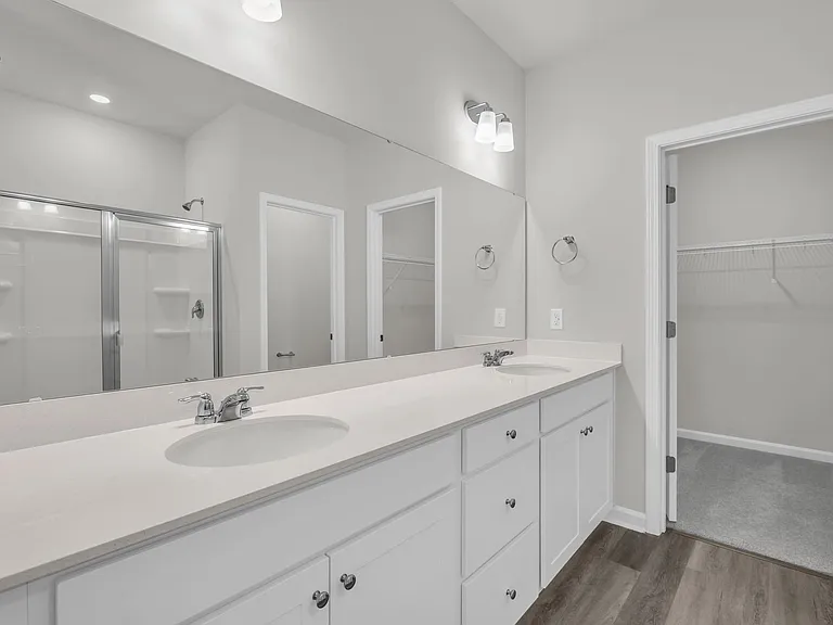 246 Arnette Dr — Photo 8