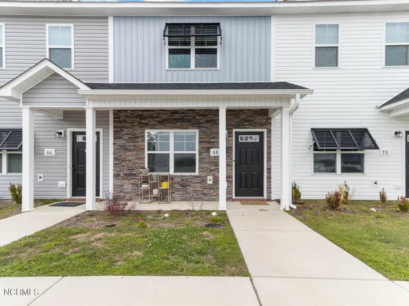68 Catalina Circle, Swansboro, NC 28584