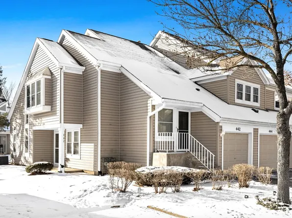 442 Kilkenny Ct, Carol Stream, IL