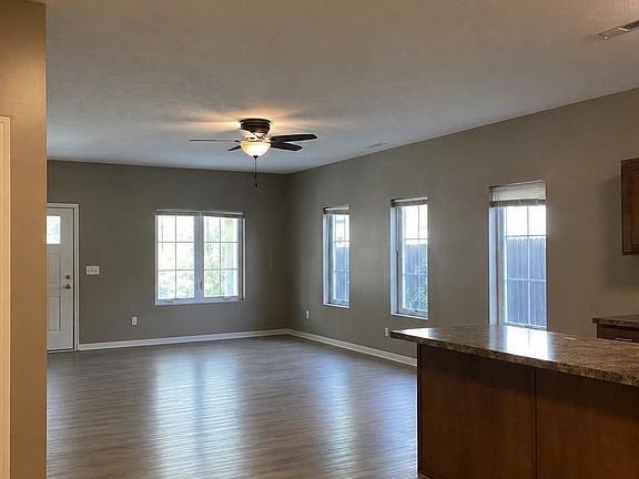 5th image of 3131 Dudley St