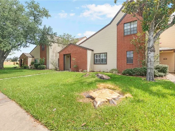 107 Briar Ridge Dr, Bellville, TX 77418