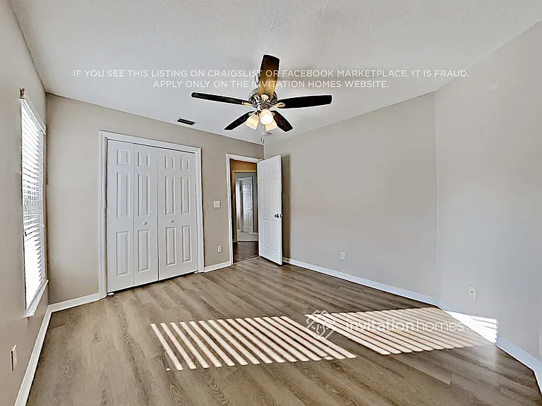 2628 Brookville Dr — Photo 12