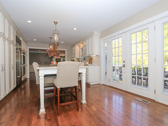 3rd image of 8035 Peregrine Ln