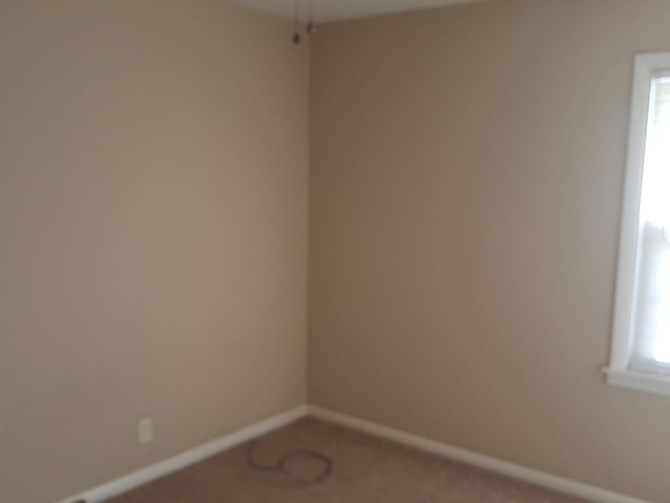 2nd image of 1380 Diamond Ave