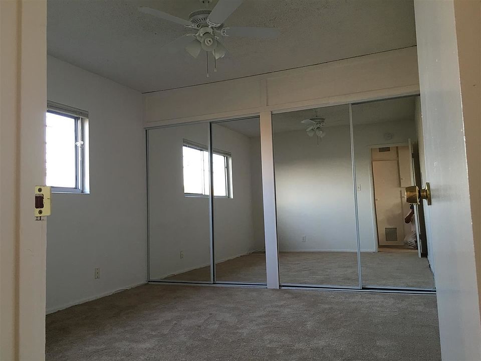 2nd image of 1318 W Gardena Blvd APT K