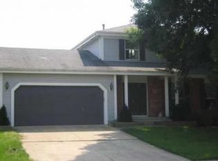 3300 Oakland Hills Dr, Pickerington, OH 43147
