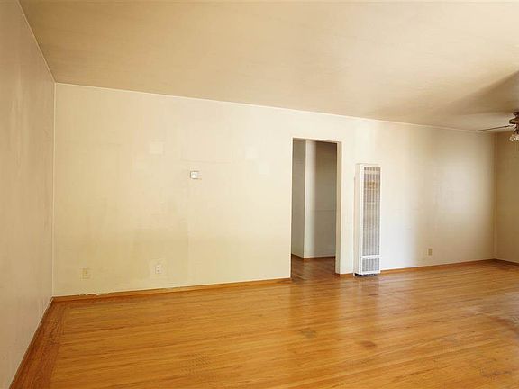 2nd image of 831 Bishop Ave