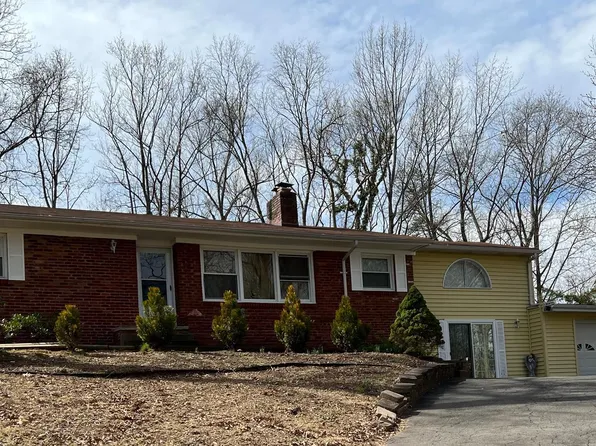 19104 Mockingbird Heights Rd, Triangle, VA 22172