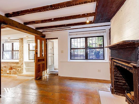 4th image of 113 W 15th St #Be