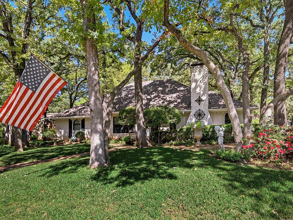 1st image of 2419 Villa Vera Dr