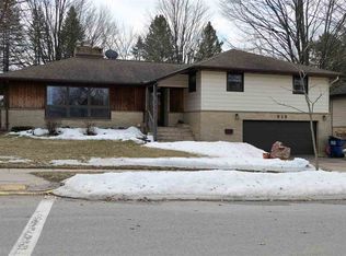 515 Lawrence Ave, Rothschild, WI 54474