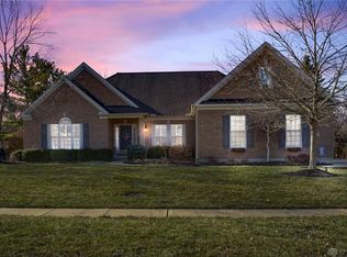 425 Thomas Dr, Springboro, OH 45066