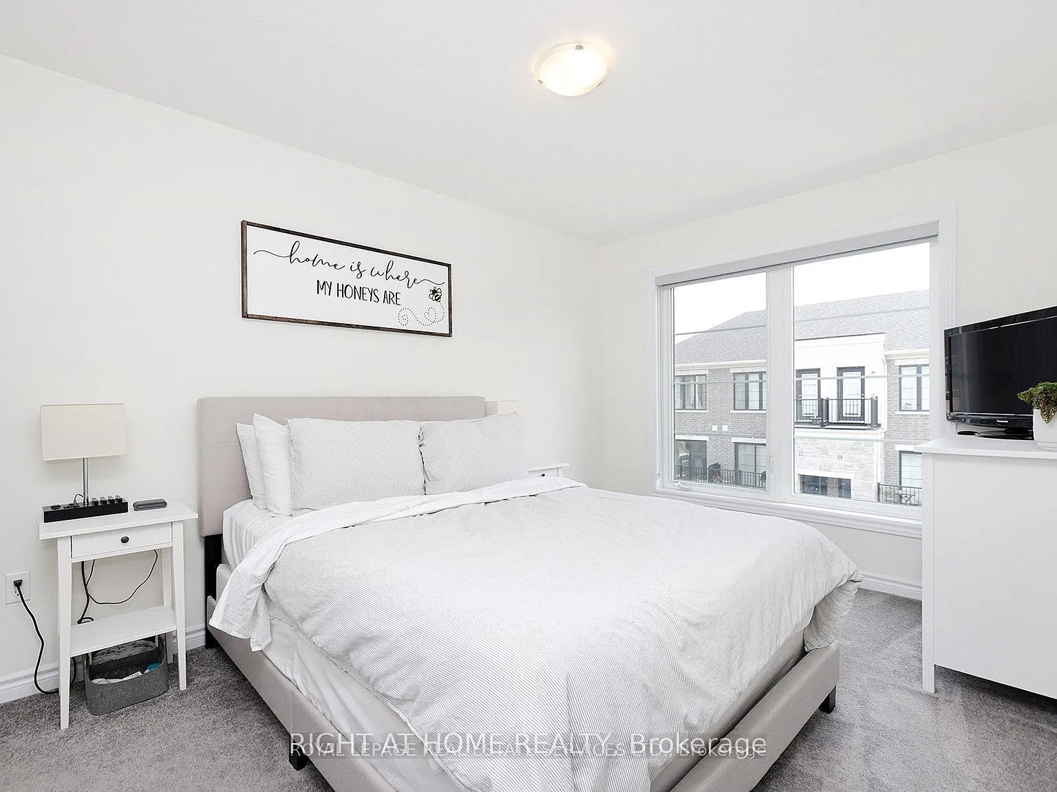 2 bed, $2,850 — Photo 4