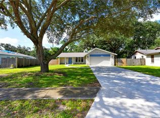 5814 Whistlewood Cir, Sarasota, FL 34232