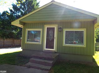 2740 Marlington Rd, Waterford, MI 48329