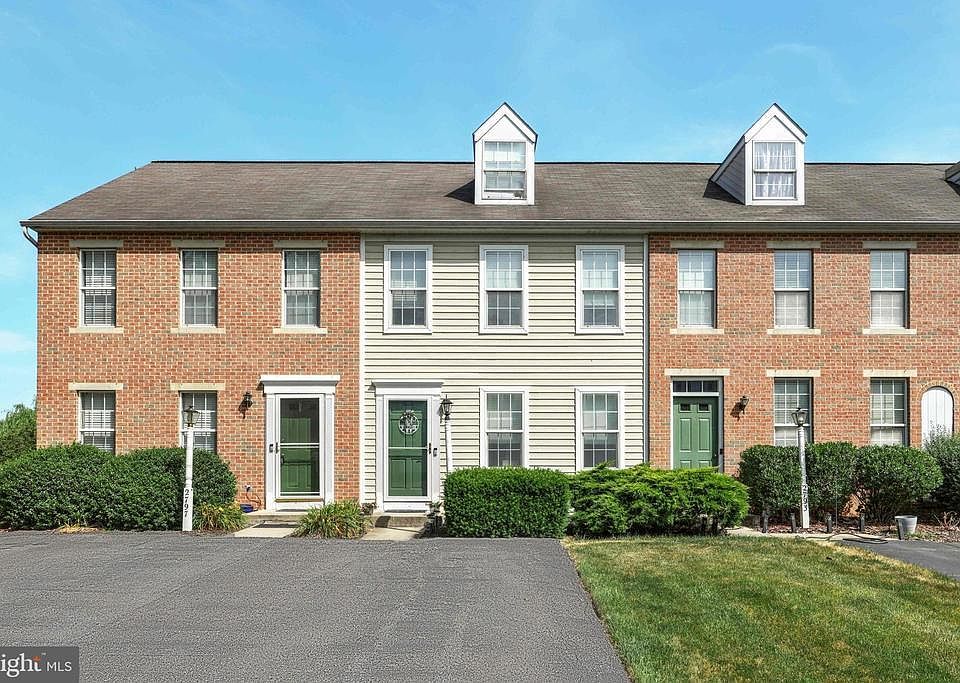 1st image of 2795 Woodmont Dr