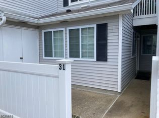 31 Hyde Ct, Bedminster, NJ 07921