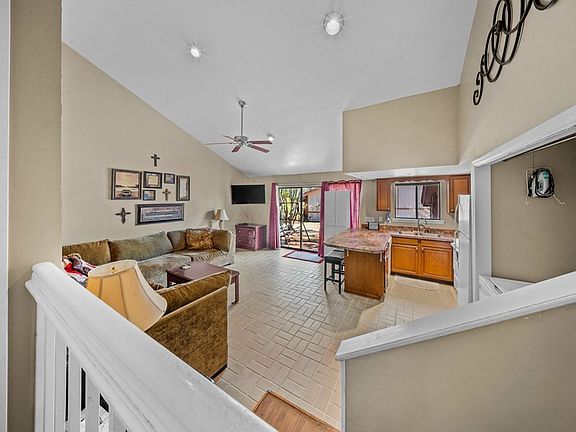 3rd image of 408 Club Villa