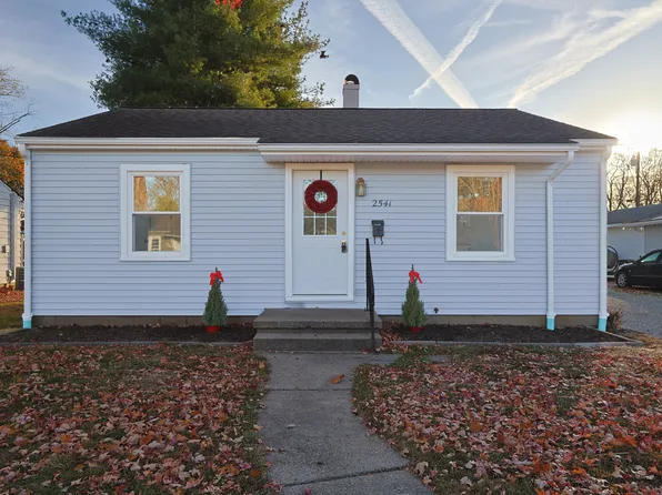 2541 Pearl St, Columbus, IN 47201