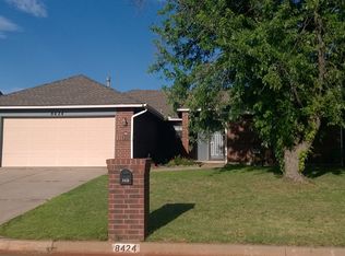 8424 Stonewood Dr, Oklahoma City, OK 73135