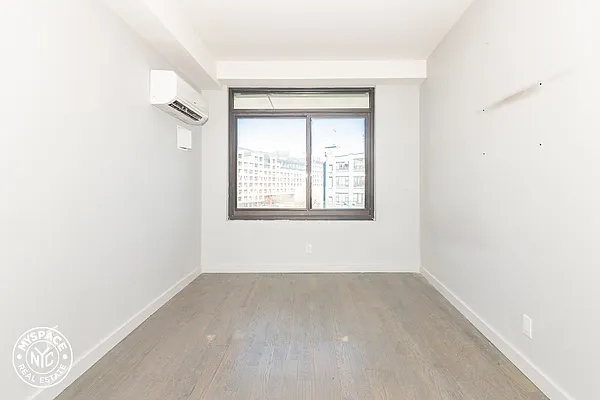 Rented by MySpaceNYC | media 34